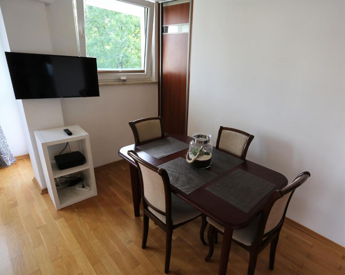 Apartament Mgm Karmelicka Βαρσοβία Εξωτερικό φωτογραφία